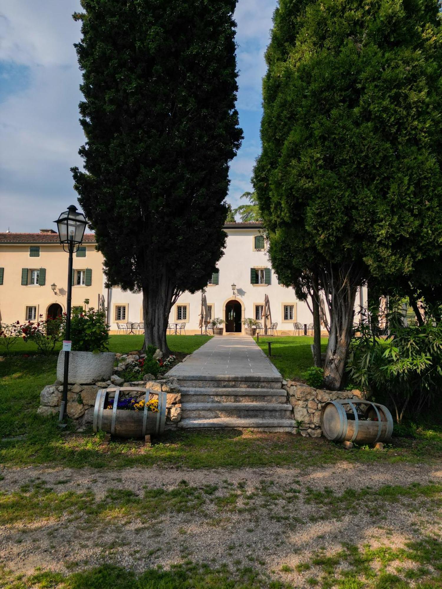 Massimago Wine Relais Villa Mezzane di Sotto Exterior foto